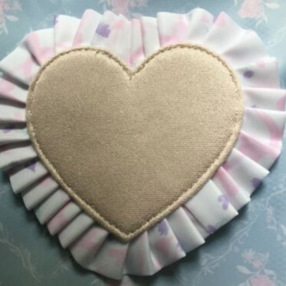 New Stoney Clover Lane SET of 4 COASTER High Tea Ruffle Sugar Cube White Pink - Picture 4 of 5